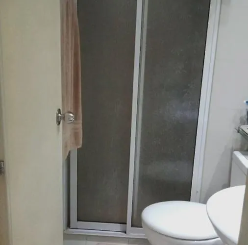 Coleen's Cozy Place At Azure Manila